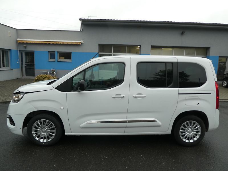 Toyota ProAce City VERSO 1,5D závěs - fotka 6 z 15