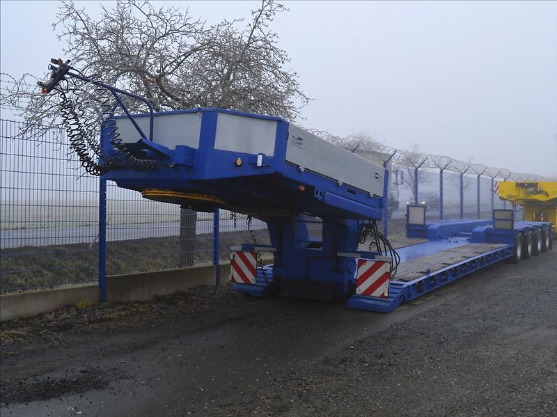 Goldhofer STZ-VL4-47/80 plošinový - fotka 1 z 13