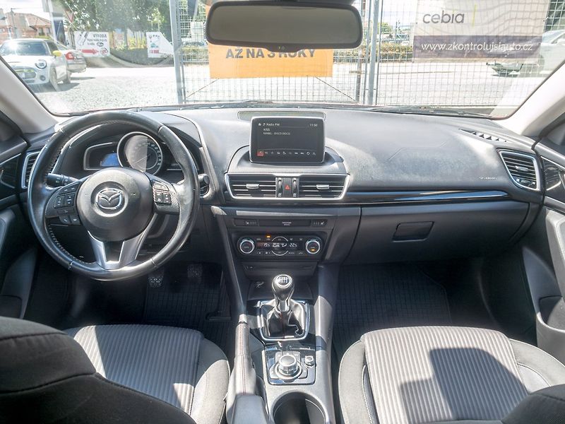 Mazda 3 (2015) ČR 2.2D 110KW – PLNÁ SERVISKA! - fotka 15 z 54