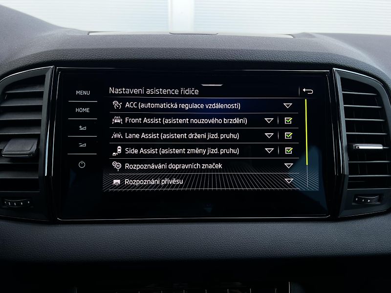 Škoda Karoq 2.0TDI DSG4x4 Sportline TZ DPH - fotka 18 z 28