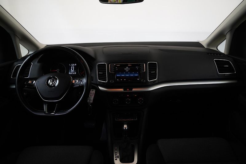Volkswagen Sharan - fotka 6 z 6
