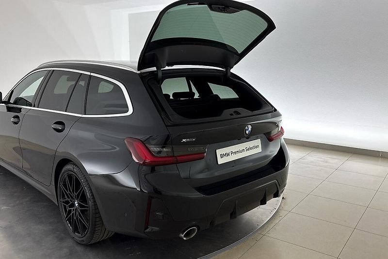 BMW Řada 3 řady 3 | 330d xDrive - fotka 9 z 27