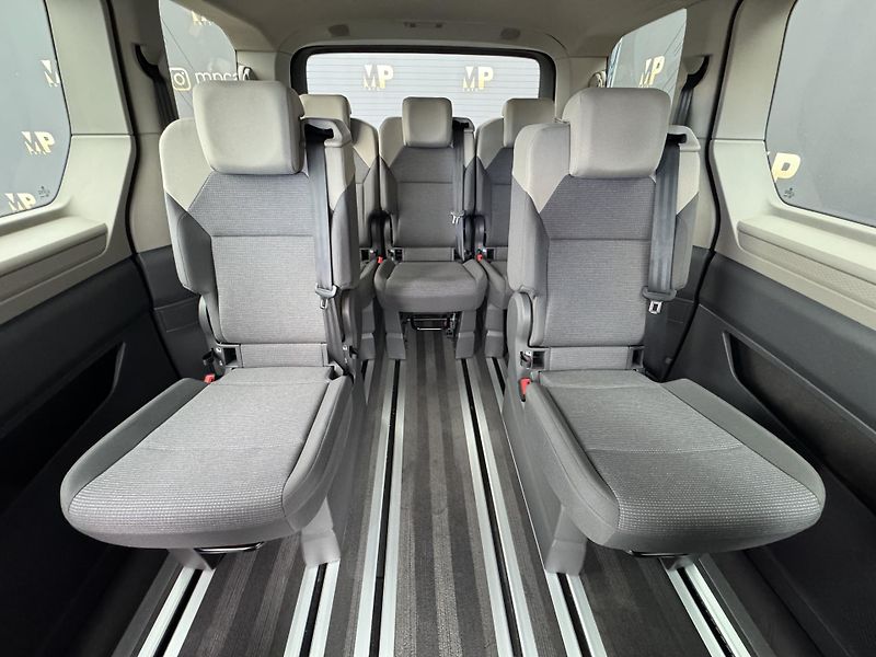 Volkswagen Multivan (2022) T7 2.0TDi Style+, 1.MAJ, DPH   - fotka 22 z 48