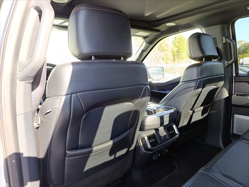 Ford F-150 3,5 Platinum Hybrid 360 kamera - fotka 22 z 43