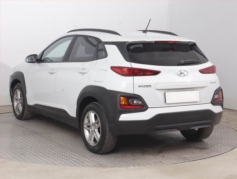 Hyundai Kona (2018) 1.0 T-GDI, Serv.kniha - fotka 4 z 15