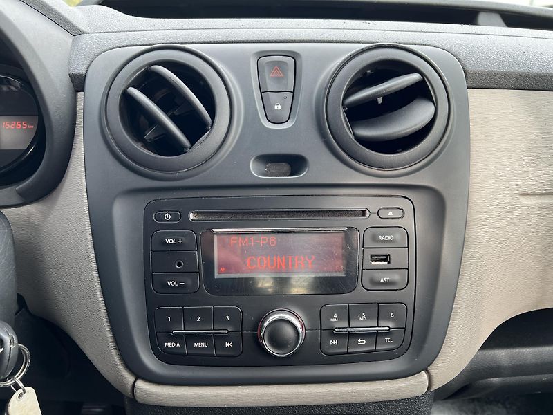 Dacia Dokker (2014) 1,6i 16V - fotka 14 z 23