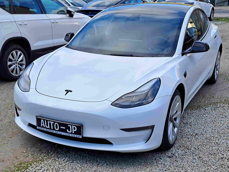 Tesla Model 3 AWD Long Range  19ALU  SOH-91% - fotka 6 z 16