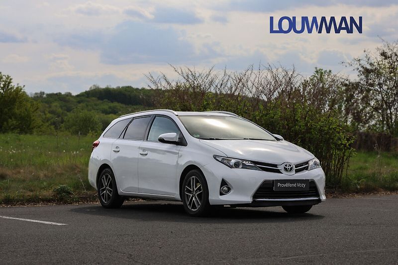 Toyota Auris ACTIVE - fotka 16 z 19
