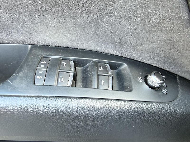 Audi Q7 3.0 180kw - fotka 26 z 37
