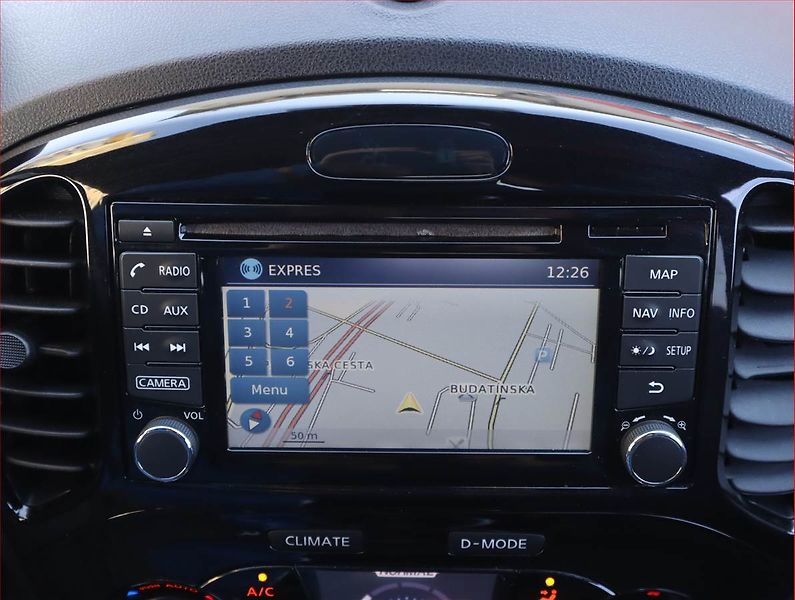 Nissan Juke (2016) 1.2 DIG-T, Serv.kniha, Navi - fotka 13 z 19