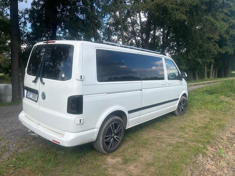 Volkswagen Caravelle (2012) Comfortline Long  - fotka 5 z 12