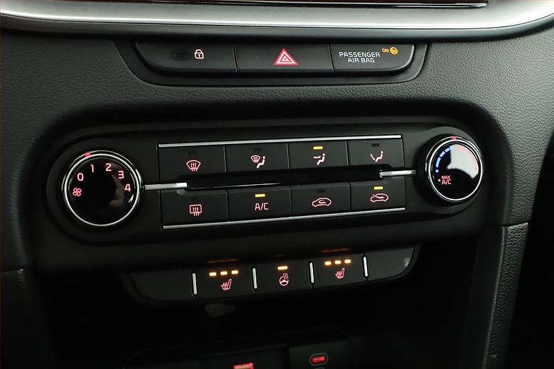 Kia Ceed (2023) Spin 1.0 T-GDI, SPIN, DPH - fotka 15 z 18
