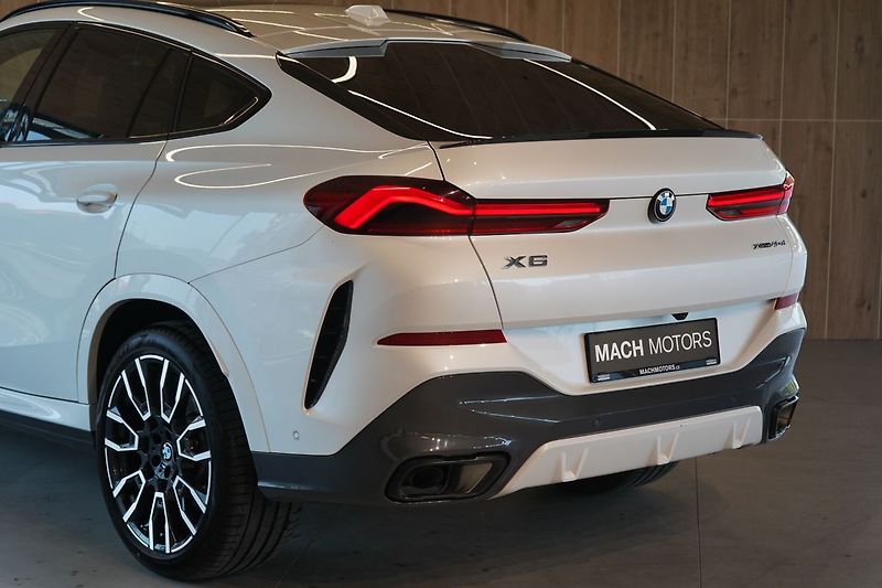 BMW X6 40d xDrive, Bowers, Tažné - fotka 14 z 50