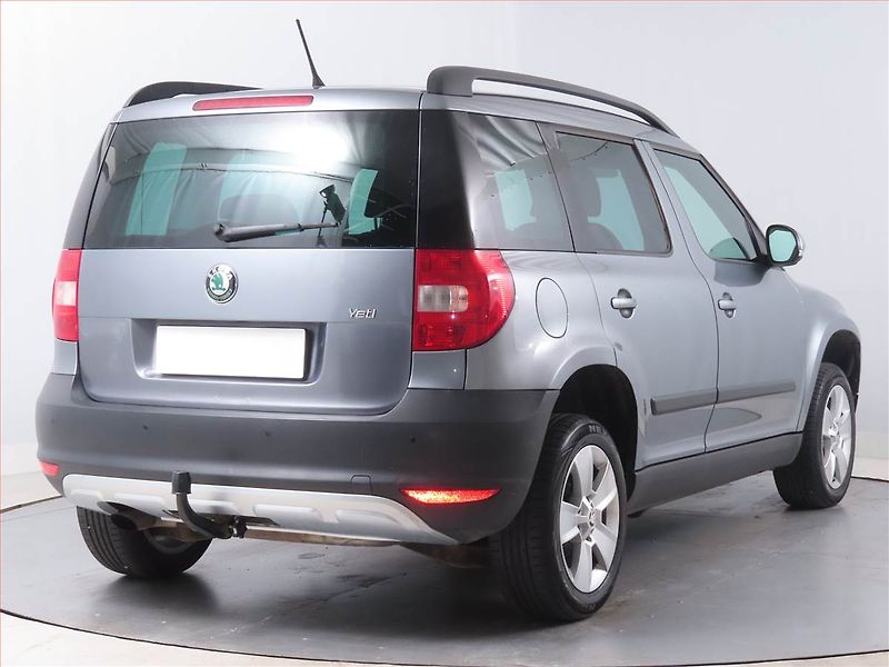 Škoda Yeti (2011) 1.2 TSI, Serv.kniha - fotka 5 z 15