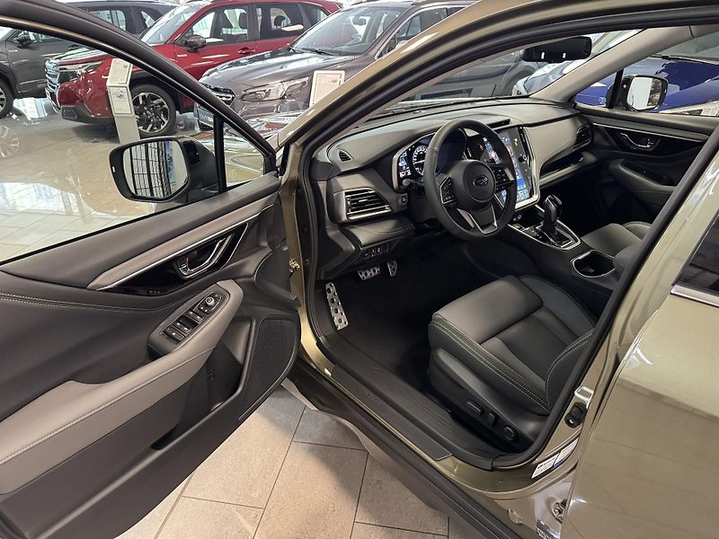 Subaru Outback (2025) 2.5i-F ES Field Lineartronic - fotka 12 z 22