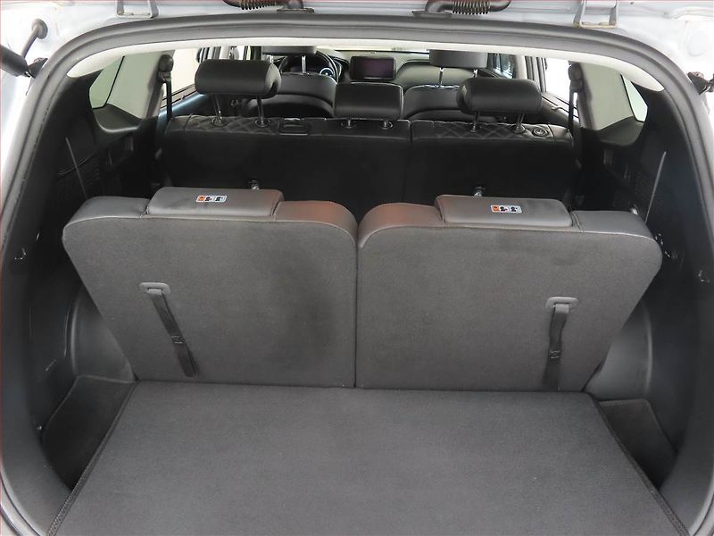 Hyundai Santa Fe (2021) 2.2 CRDi - fotka 18 z 20