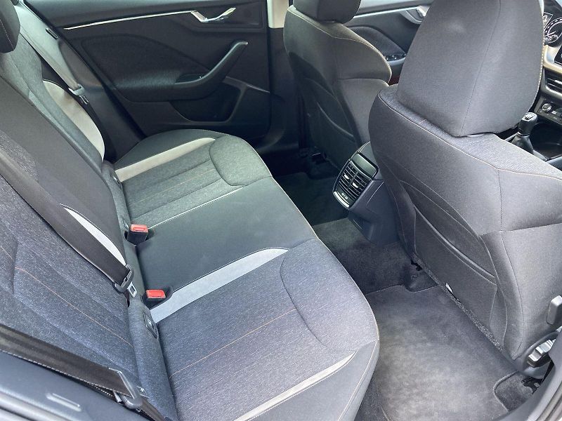Škoda Scala (2022) 1.5 TSI Style - fotka 11 z 34