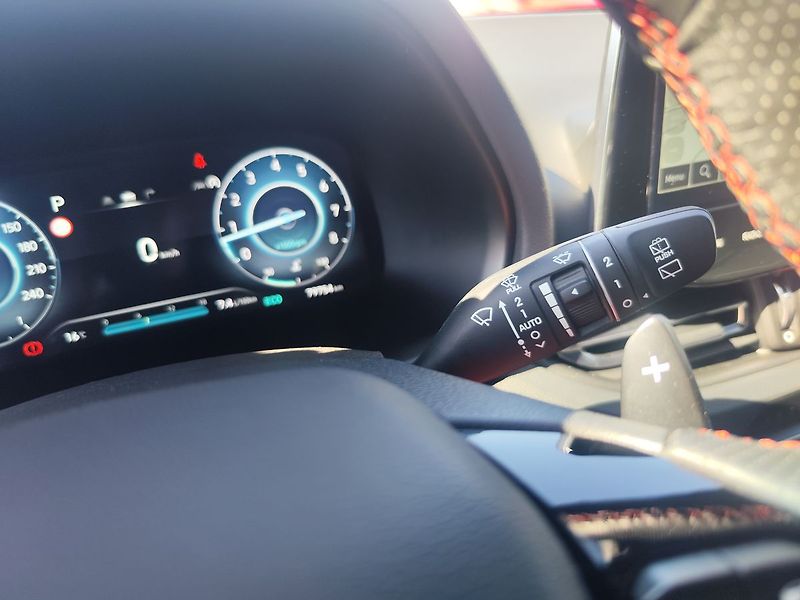 Hyundai i30 1.5 T-GDi/103kW N-Line DCT - fotka 30 z 33