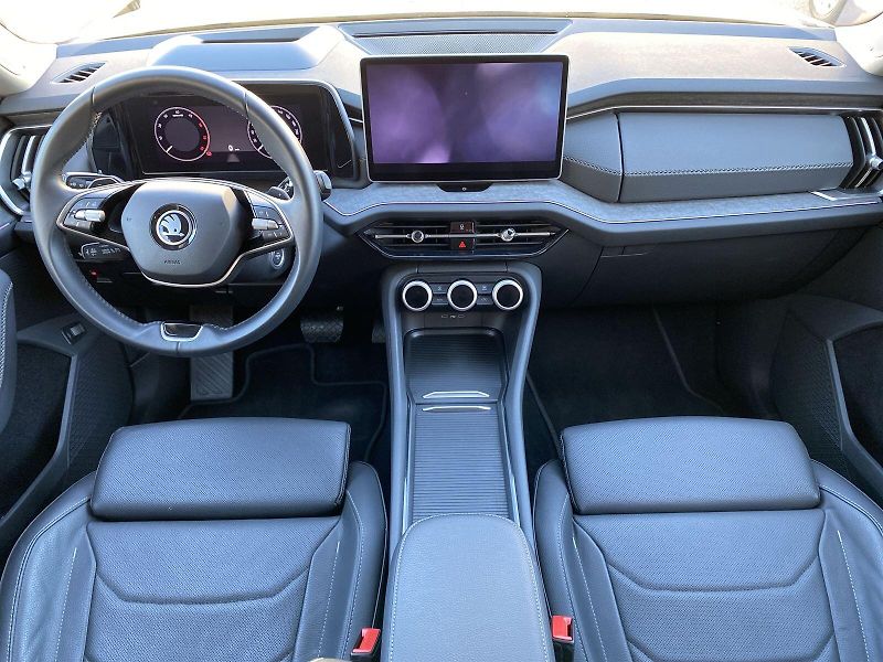 Škoda Kodiaq (2024) 2.0 TDI 4x4 DSG Exclusive Sele - fotka 5 z 39