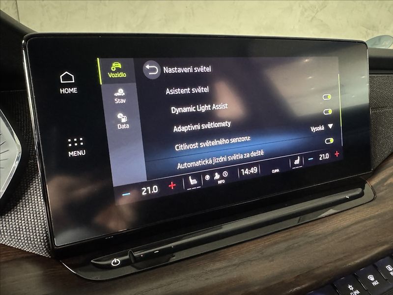 Škoda Octavia 1,5 TSi  DSG e-Tec Scout LED M - fotka 30 z 50