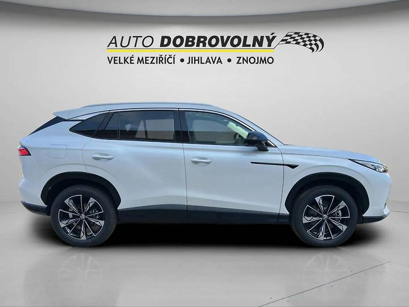 MG HS EXCLUSIVE Hybrid+ 1.5T (165 kW - fotka 9 z 20