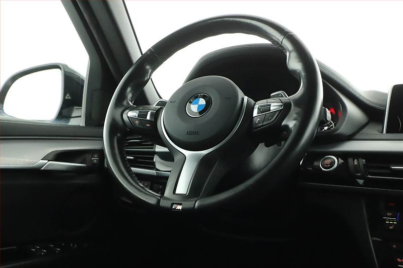 BMW X6 (2015) M Paket xDrive40d - fotka 8 z 20