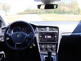Volkswagen Golf 1,6 TDI LED DPH 1.Maj. Tažné - náhled 18