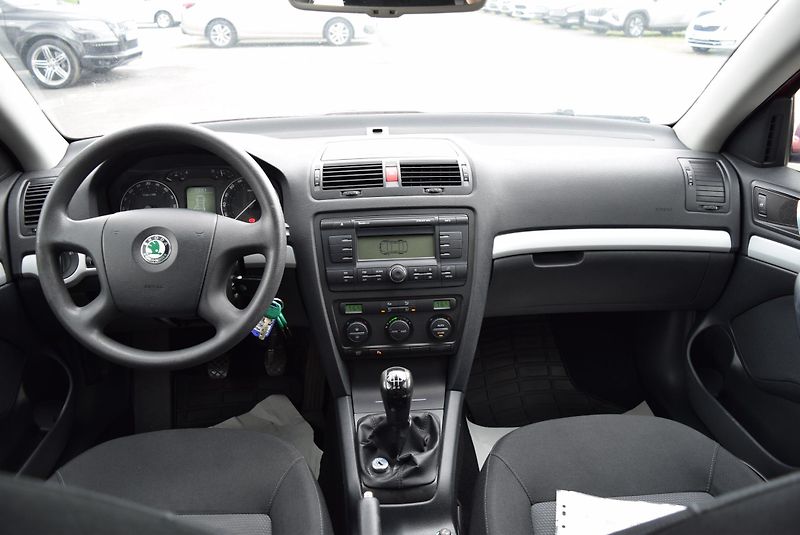 Škoda Octavia (2006) 1.9TDI 77kw ALU PARKTRONIC  - fotka 18 z 49