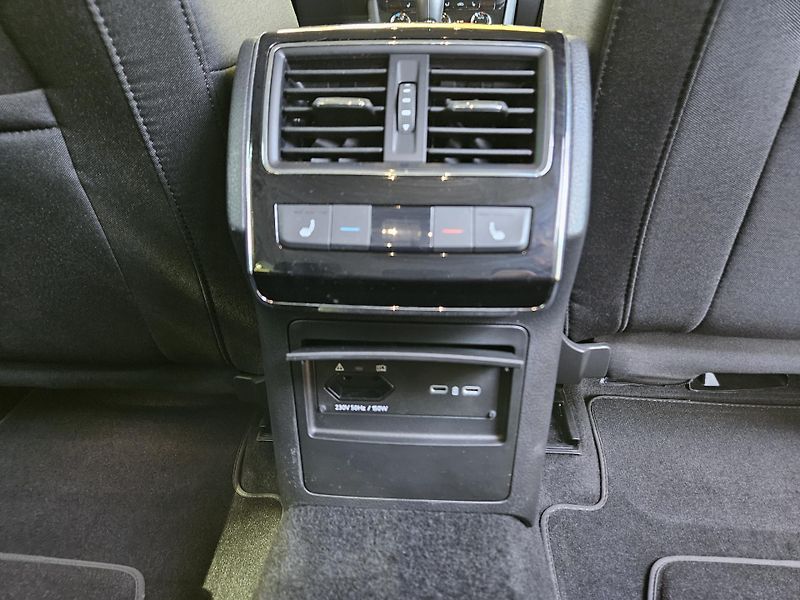 Škoda Superb (2022) combi 2,0 TDI 147 kW DSG Style - fotka 11 z 12
