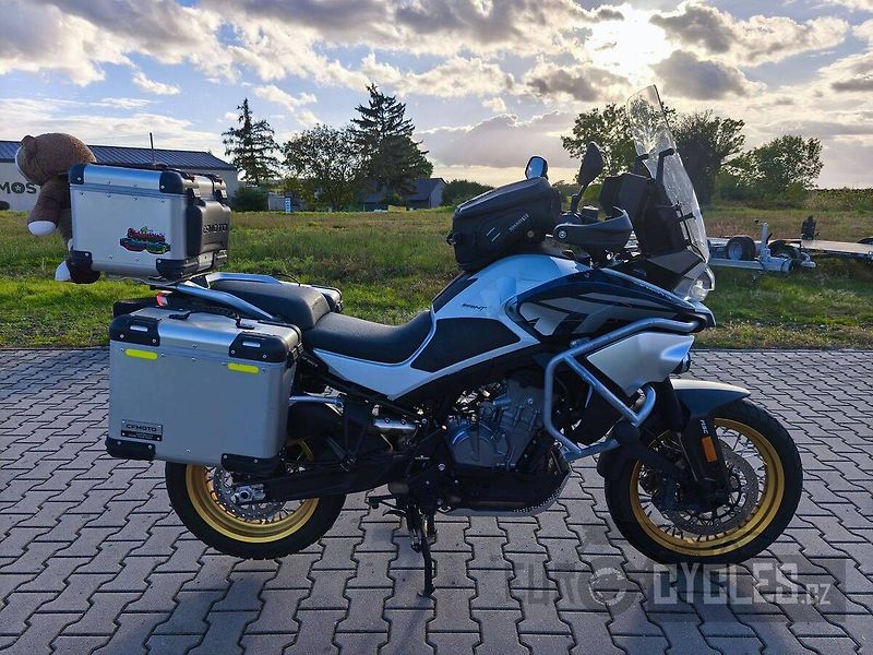 CFMOTO 800 MT (2024) Explore - fotka 1 z 11