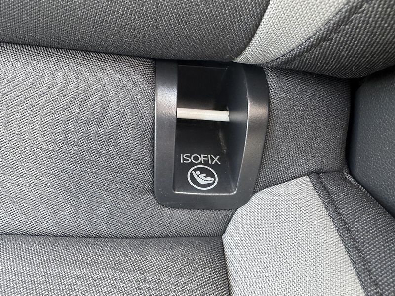 Seat Leon (2016) 1.2TSi,rezervace - fotka 21 z 38