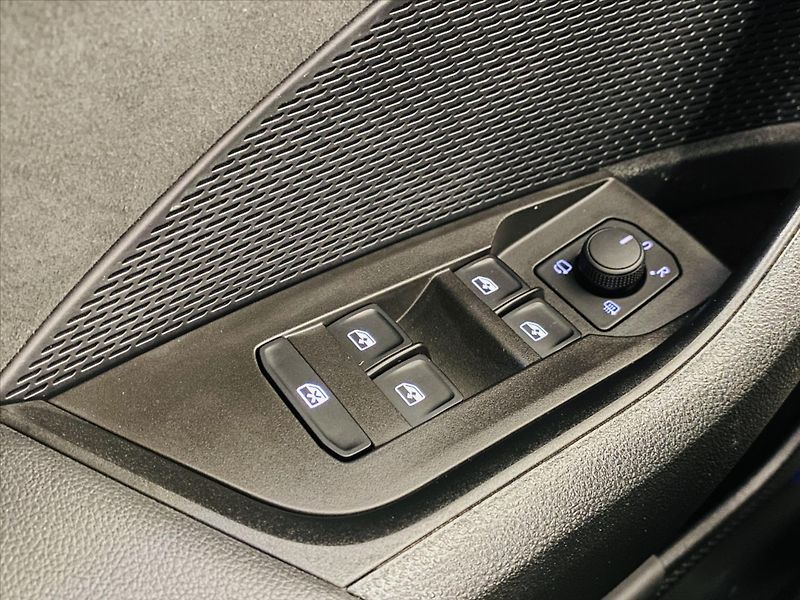 Škoda Octavia 2,0 TDI 147kW DSG RS - fotka 20 z 27