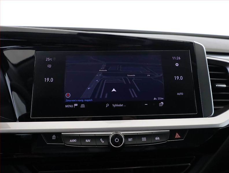 Opel Grandland X (2023) 1.2 Turbo - fotka 11 z 21