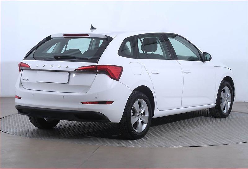 Škoda Scala (2023) 1.0 TSI, Serv.kniha, Tempomat - fotka 5 z 22