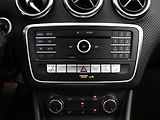 Mercedes-Benz Třídy A (2016) A 180 d, Automat, Kůže - náhled 14