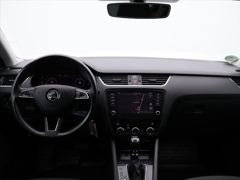 Škoda Octavia 2,0 TDI 110kW DSG Style Virtua - fotka 21 z 28