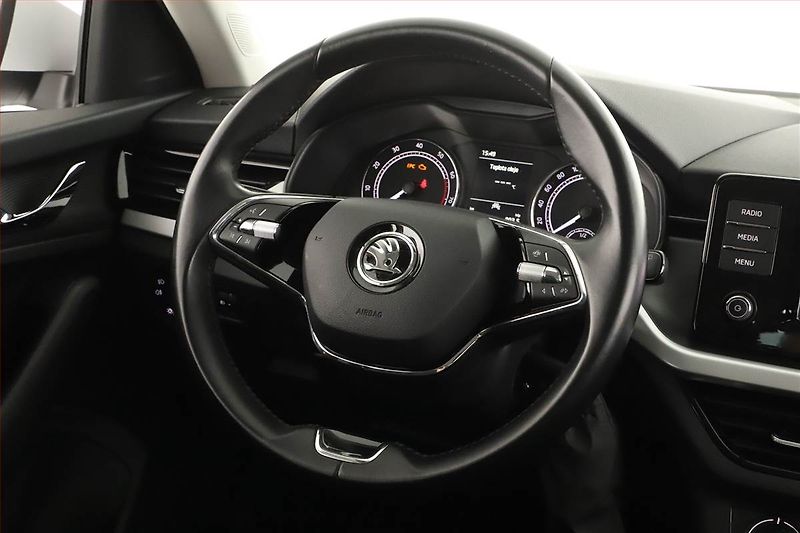 Škoda Scala (2023) Ambition 1.5 TSI, ČR,1.maj - fotka 8 z 13