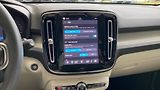 Volvo XC40 PLUS BRIGHT, B4 FWD, 145+10 kW - náhled 21