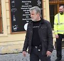 Z natáčení komedie Když se zhasne v Olomouci, kaskadér Jindřich Klaus.