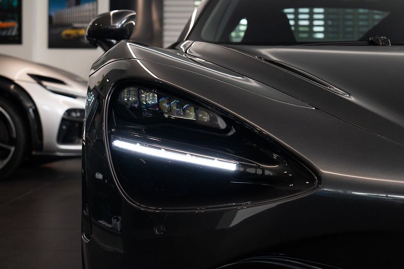McLaren 720S - fotka 20 z 22