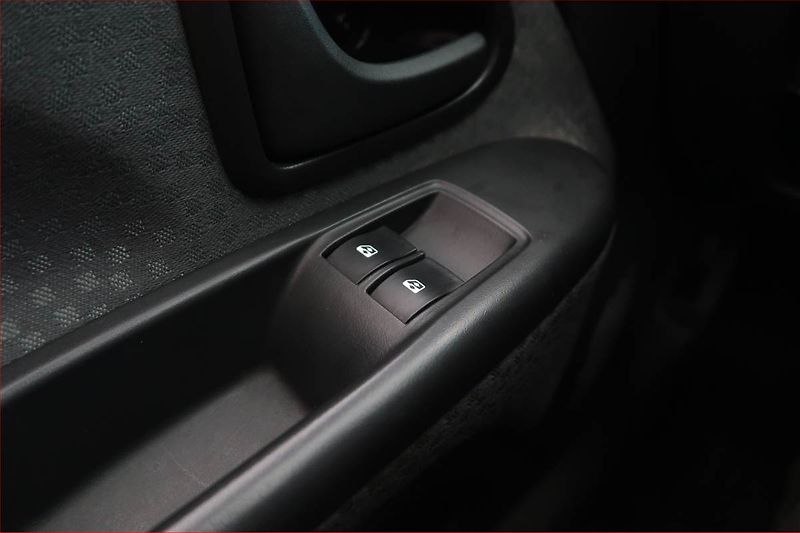 Renault Clio (2009) 1.2, po STK, udržované - fotka 14 z 14