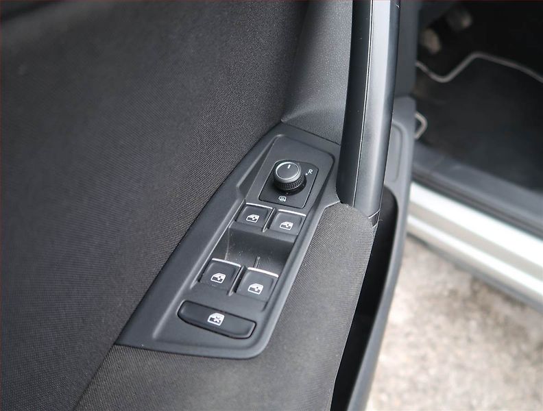 Volkswagen Tiguan (2018) Comfortline 2.0 TDI, Tempomat - fotka 17 z 18
