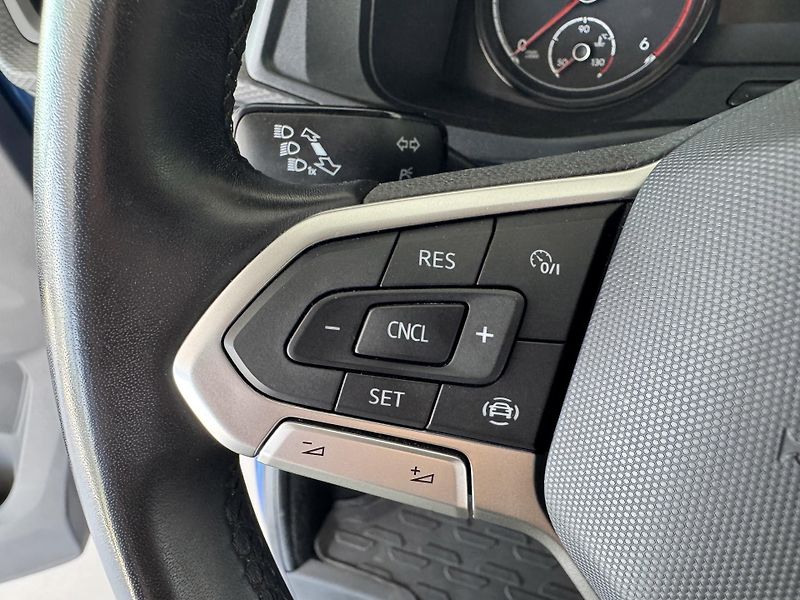 Volkswagen Caravelle 2,0TDI DSG*LONG*REZERVACE! - fotka 26 z 34