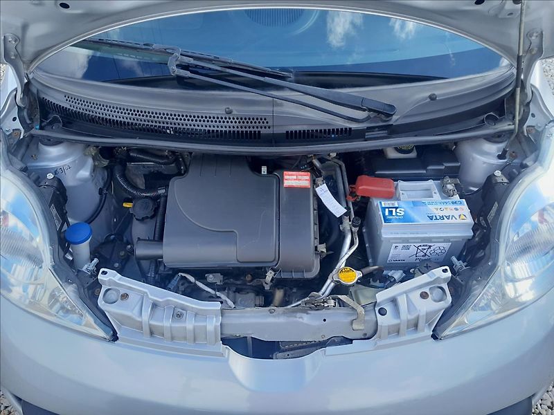 Peugeot 107 1,0i 50kW AUTOMAT - fotka 35 z 38