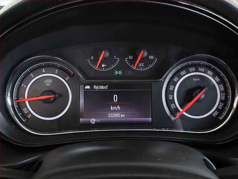 Opel Insignia (2014) 2.0 CDTI, Serv.kniha, Navi - fotka 11 z 19
