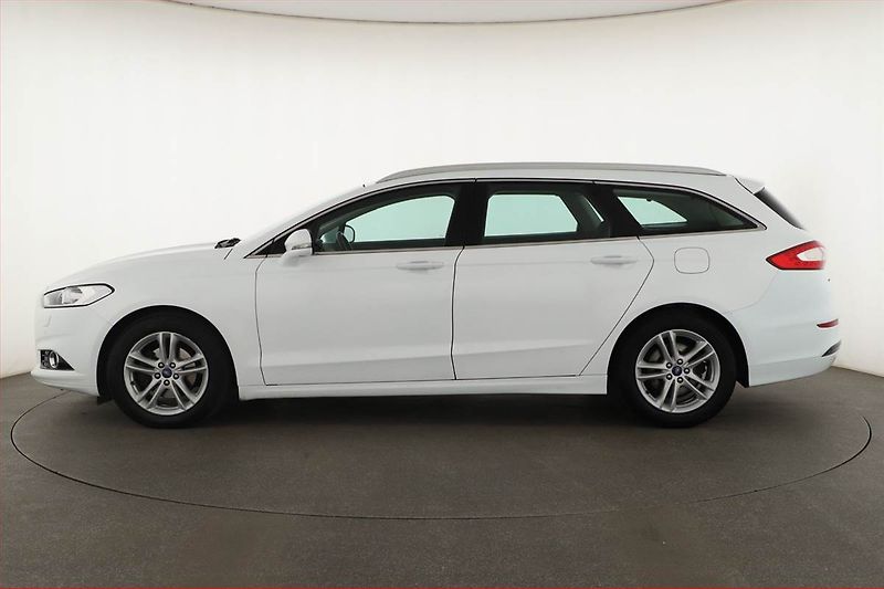 Ford Mondeo (2017) 2.0 TDCI, Automat, Navi - fotka 3 z 21