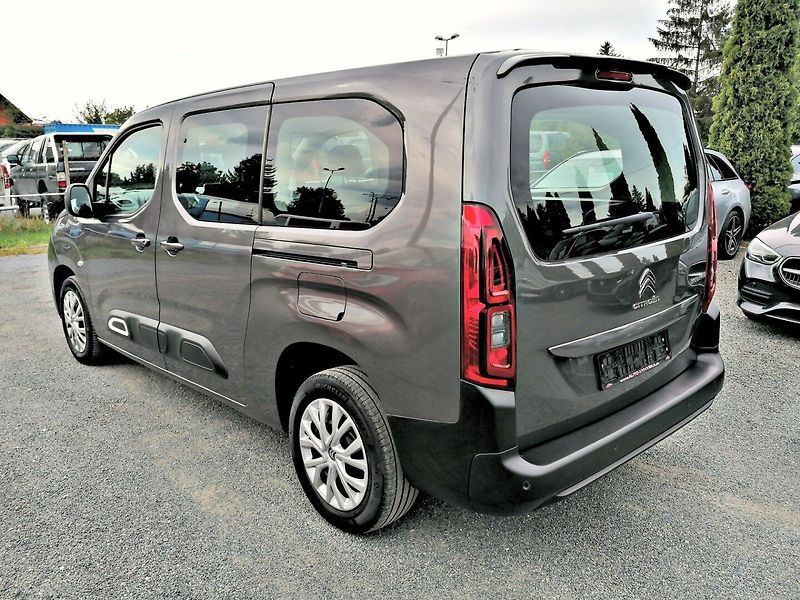 Citroën Berlingo (2021) XL 1.5 BlueHdi Shine Navi - fotka 6 z 32