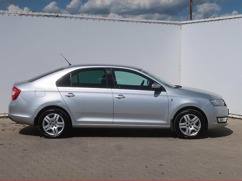 Škoda Rapid (2013) Ambition 1.2 TSI, Tempomat - fotka 6 z 16