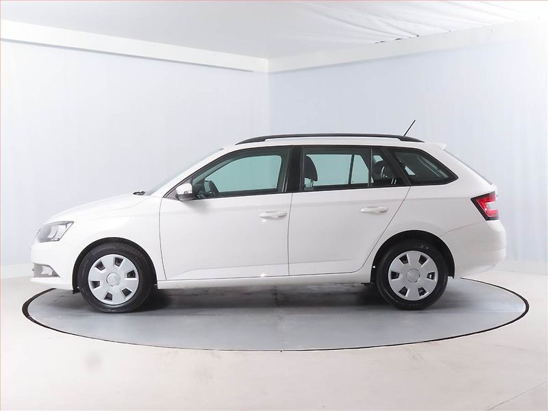 Škoda Fabia (2018) 1.4 TDI, Park. senzory - fotka 3 z 15