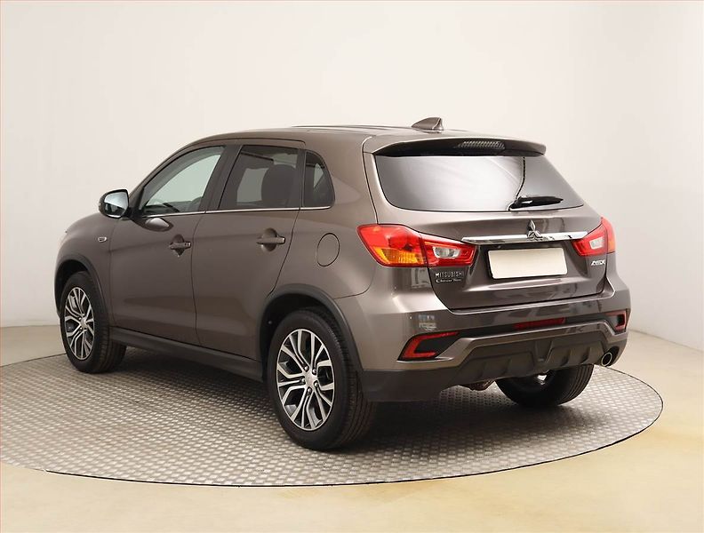 Mitsubishi ASX (2020) 1.6 MIVEC, Serv.kniha, Xenony - fotka 4 z 20